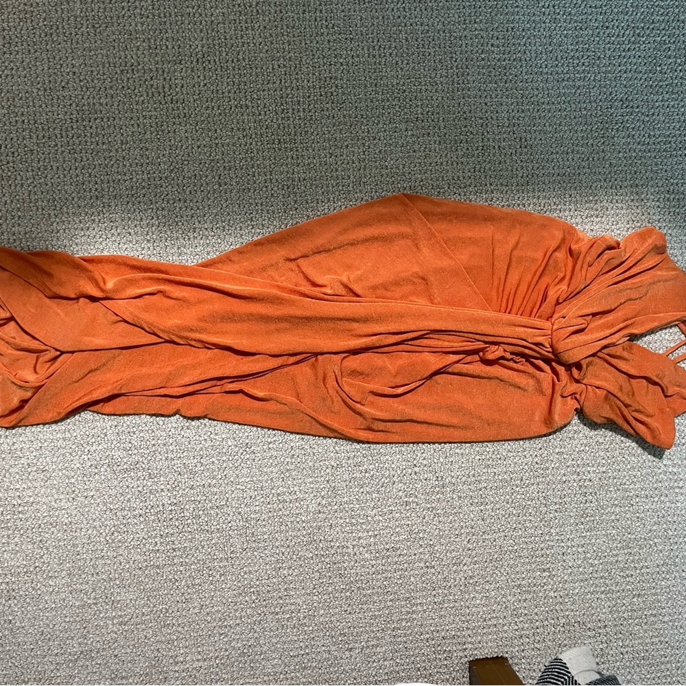 Lulu's Dreamy Date Orange Surplice Midi Dress